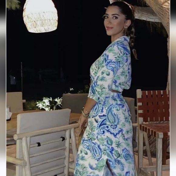 Zara Blue and Green Cut Out Midi Shirt Dress Size Medium (Bloggers Favorite) - Picture 4 of 16